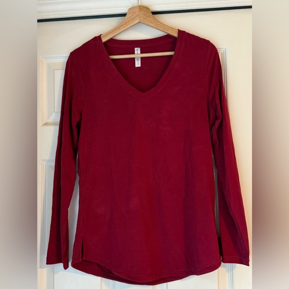 Athleta Sweaters - Athleta Long Sleeve V-Neck Tee - Red (Size S)